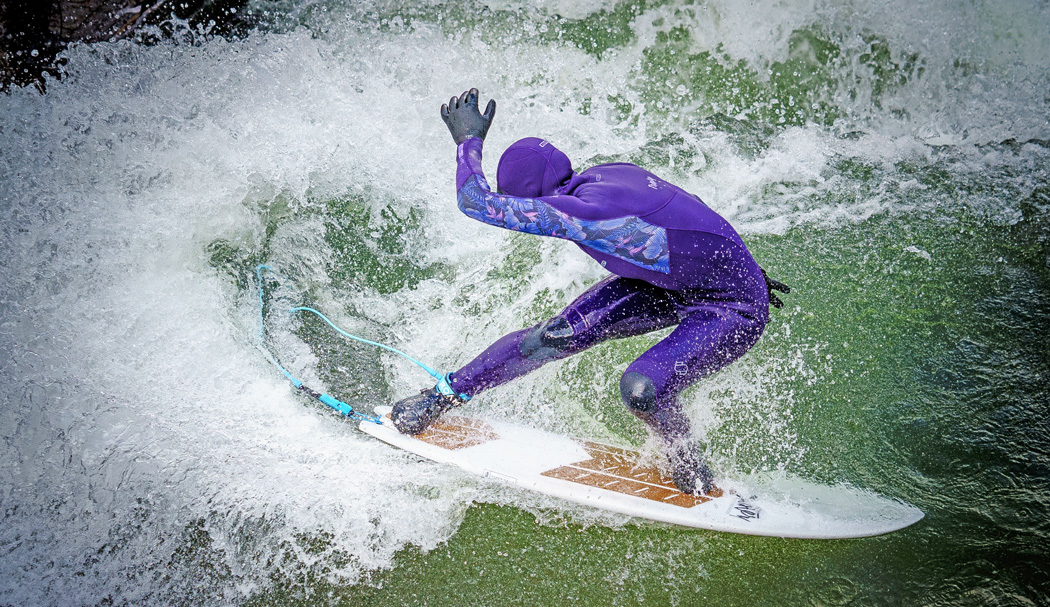 eisbach surfboard turn
